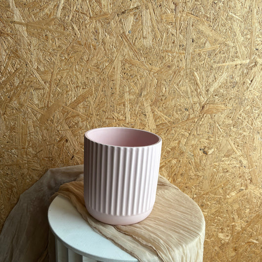 Medium Vases
