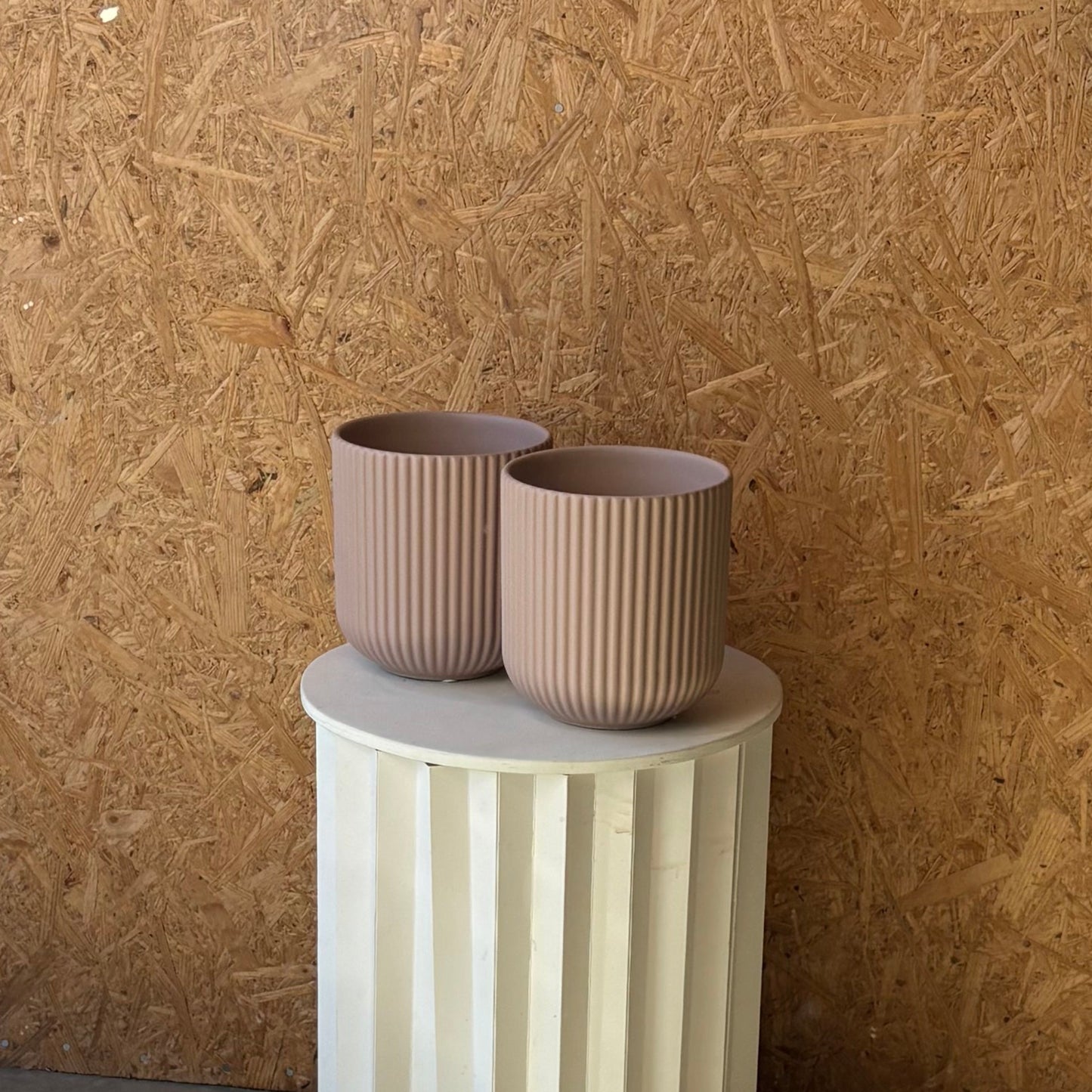 Medium Vases
