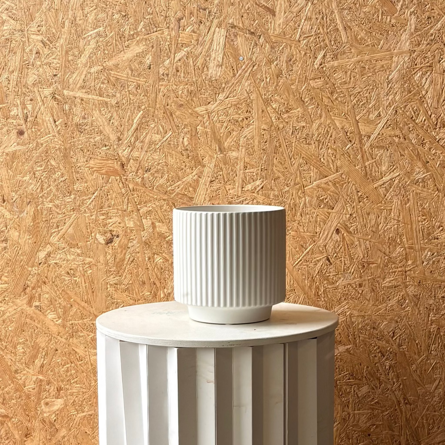 Medium Vases